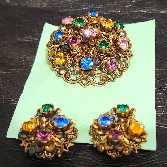 West Germany gold tone filigree multi color gorgeous brooch w matching earrings! - Picture 7 of 16